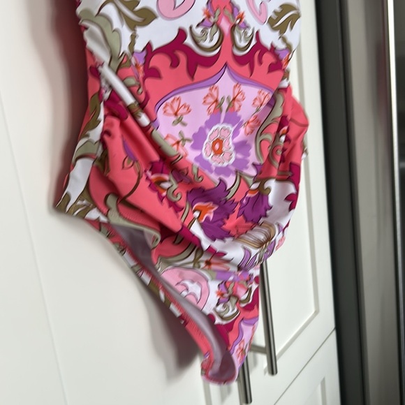 CUPSHE Pink Floral Square Neck Ladder Strap Back Tummy Control One Pc Sz M NEW - Picture 7 of 13